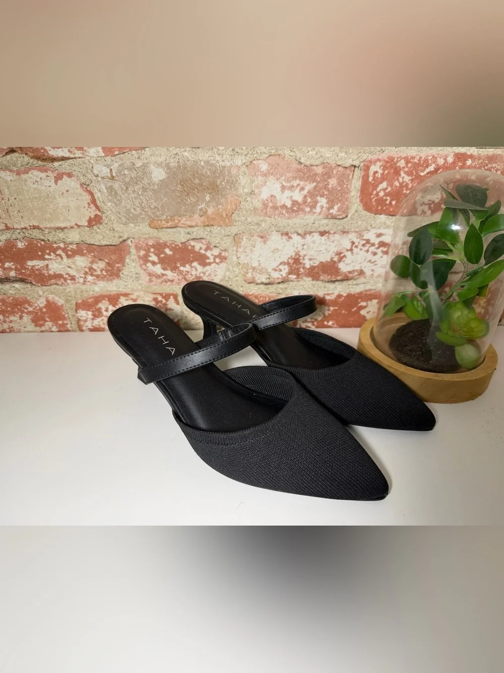 Black Pointed Toe Kitten Heels